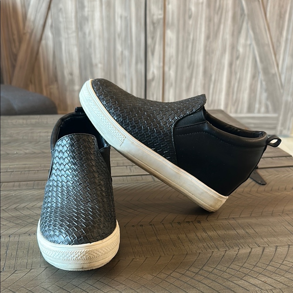 Black Slip-On Casual Shoes Sneakers Hidden Wedge platform heel